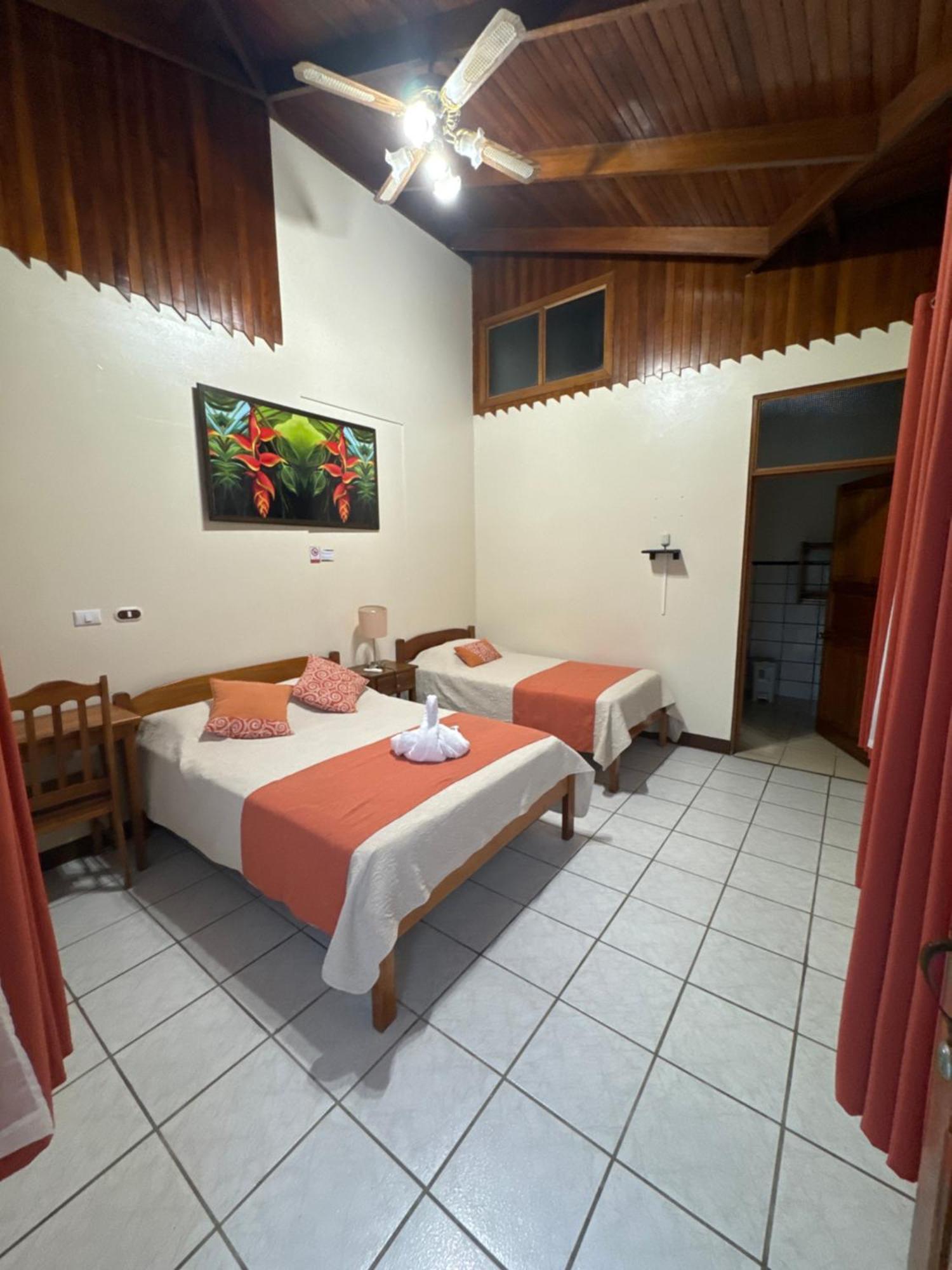 Befox Adventure Hotel La Fortuna ภายนอก รูปภาพ