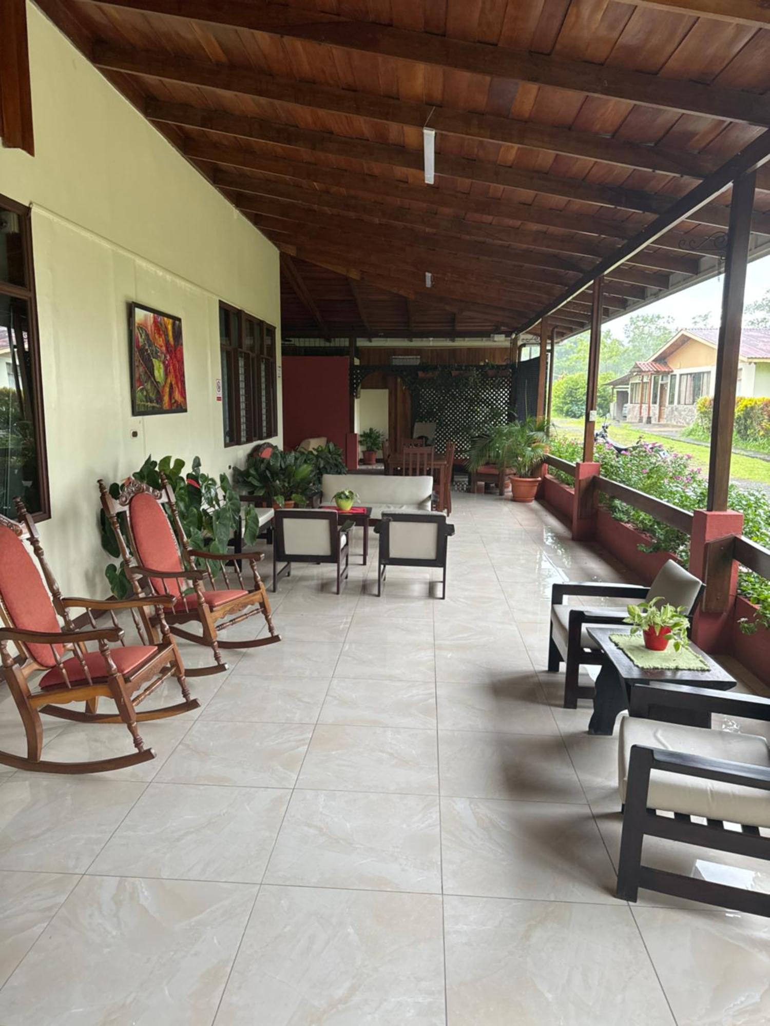 Befox Adventure Hotel La Fortuna ภายนอก รูปภาพ