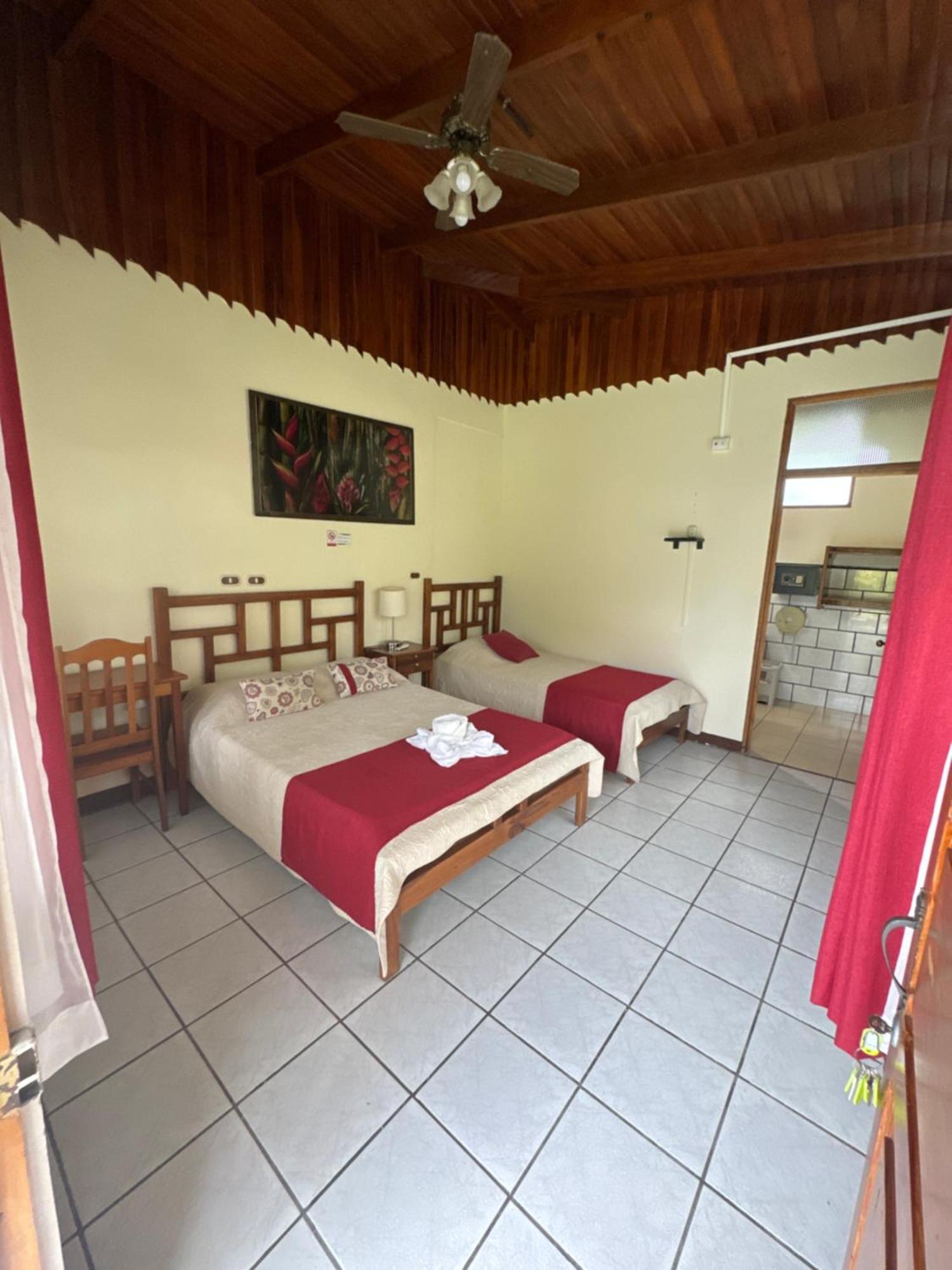 Befox Adventure Hotel La Fortuna ภายนอก รูปภาพ