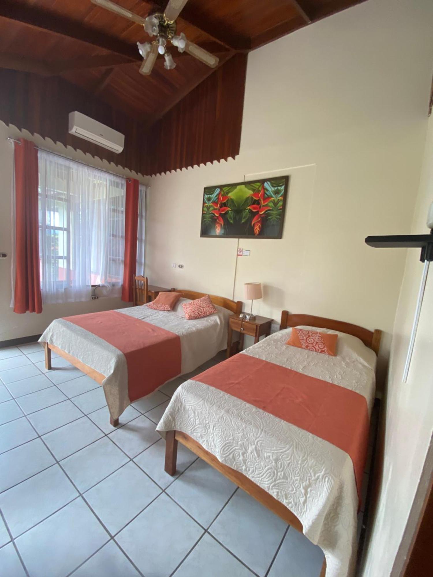 Befox Adventure Hotel La Fortuna ภายนอก รูปภาพ