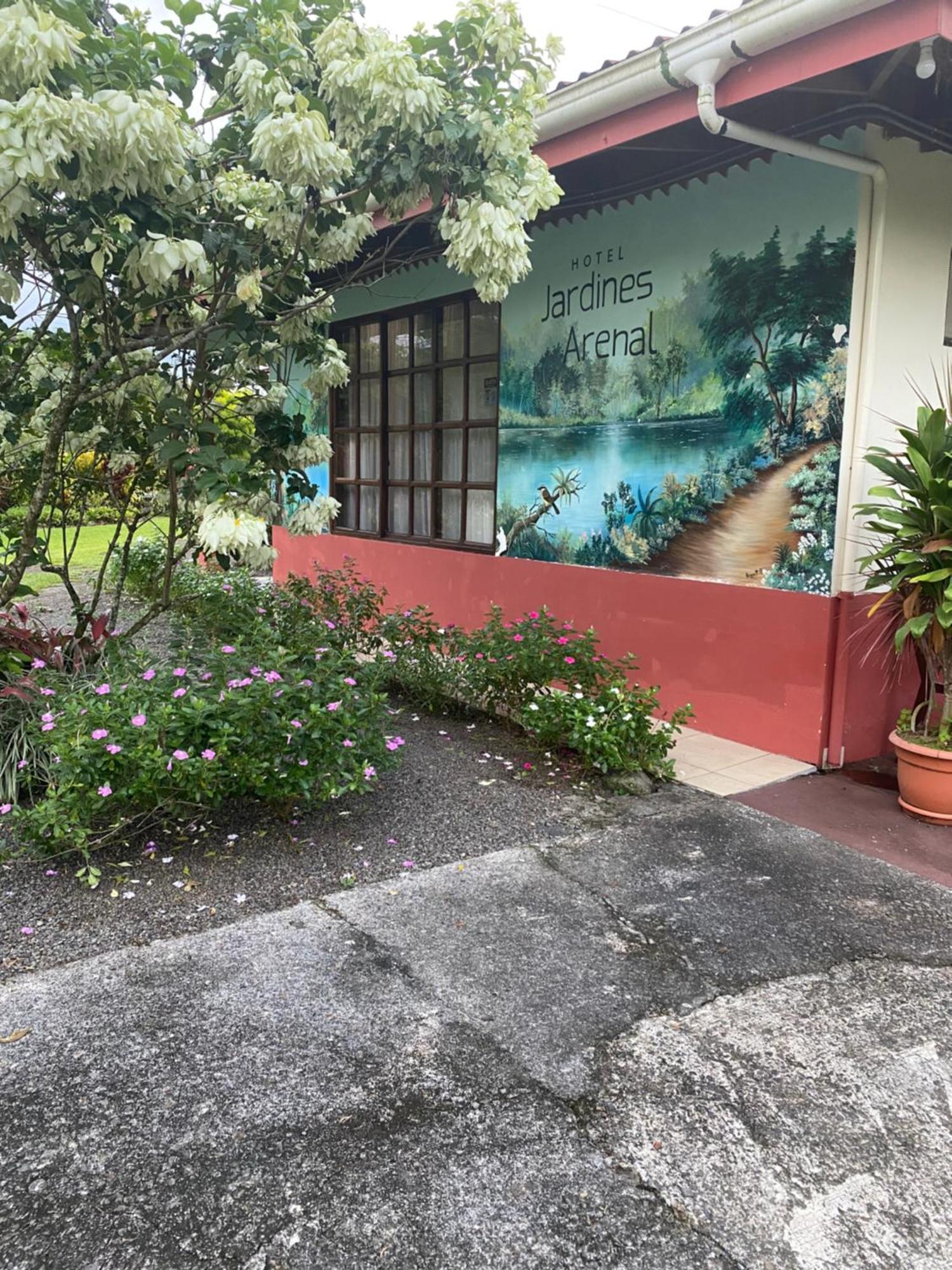 Befox Adventure Hotel La Fortuna ภายนอก รูปภาพ