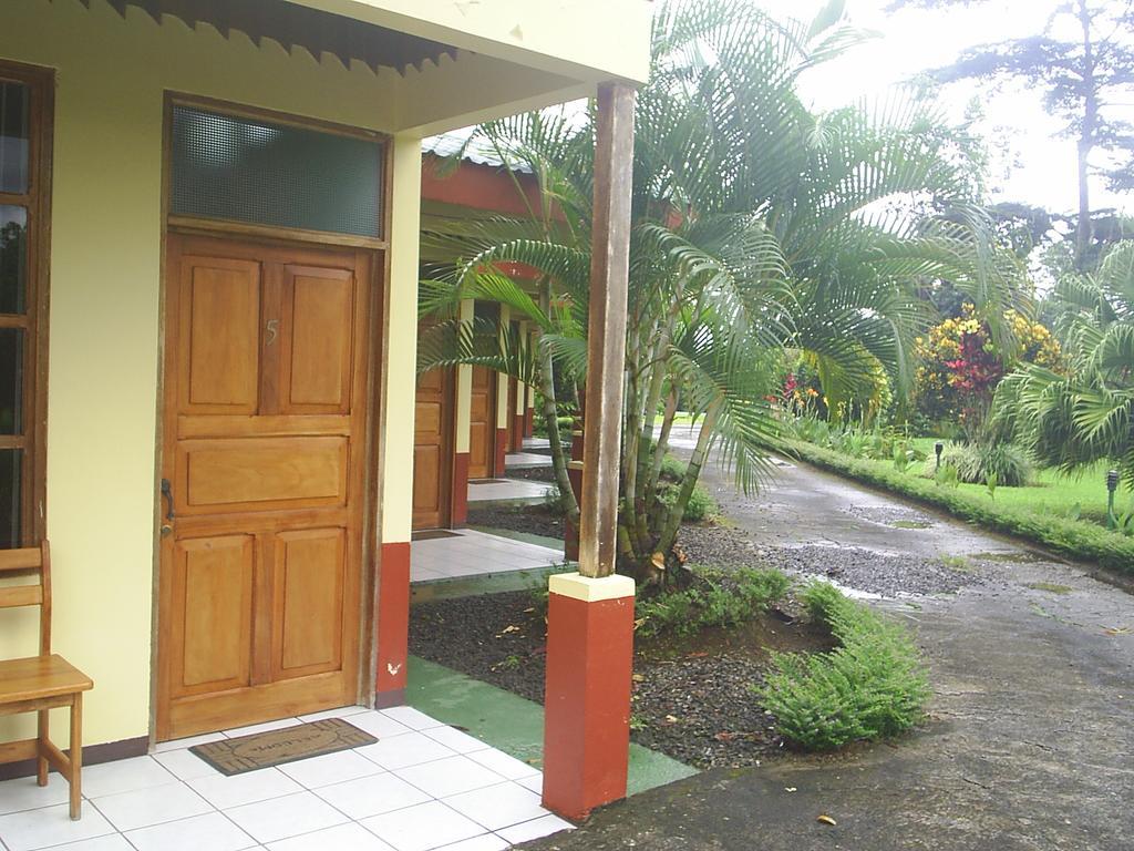 Befox Adventure Hotel La Fortuna ภายนอก รูปภาพ