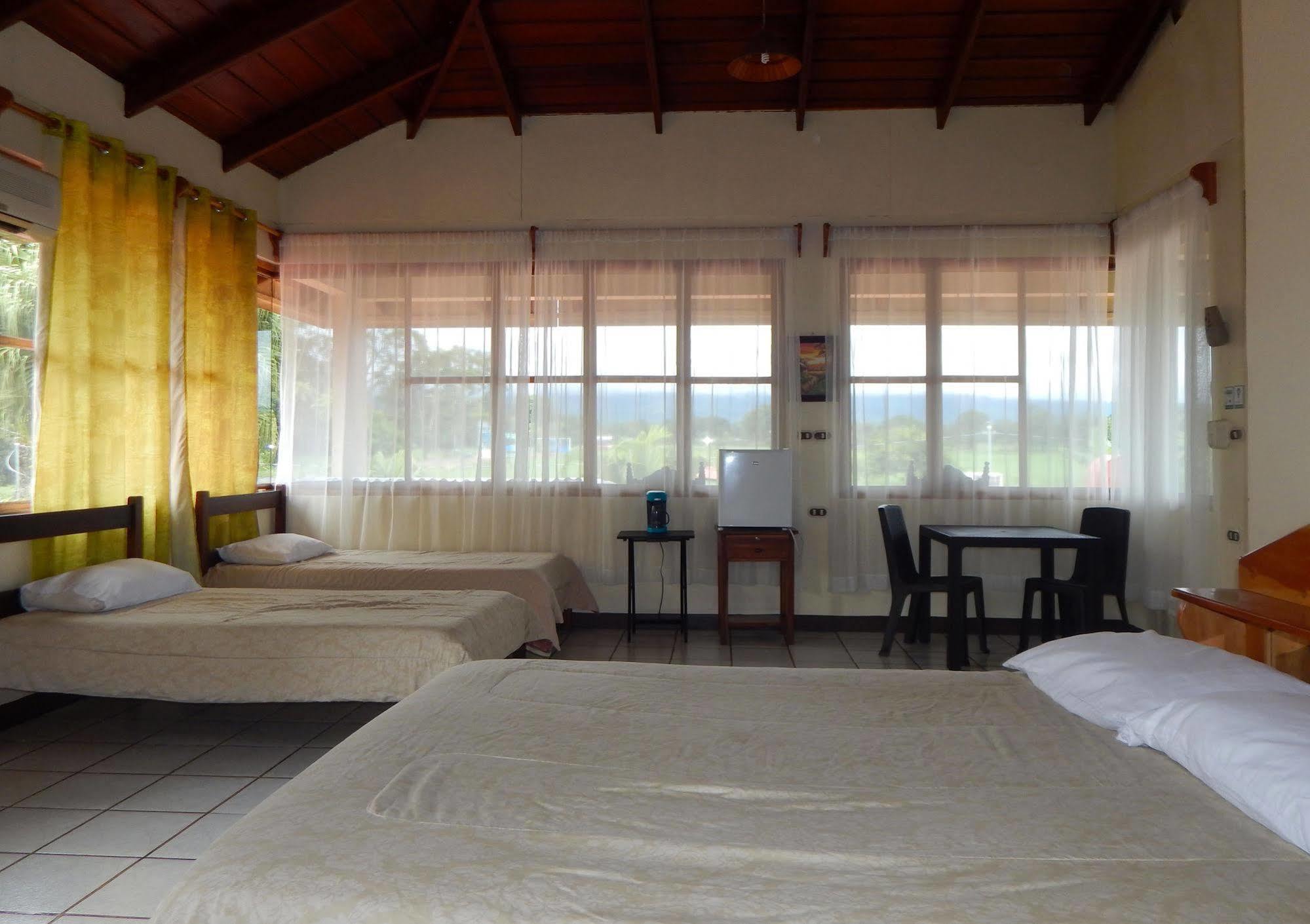 Befox Adventure Hotel La Fortuna ภายนอก รูปภาพ