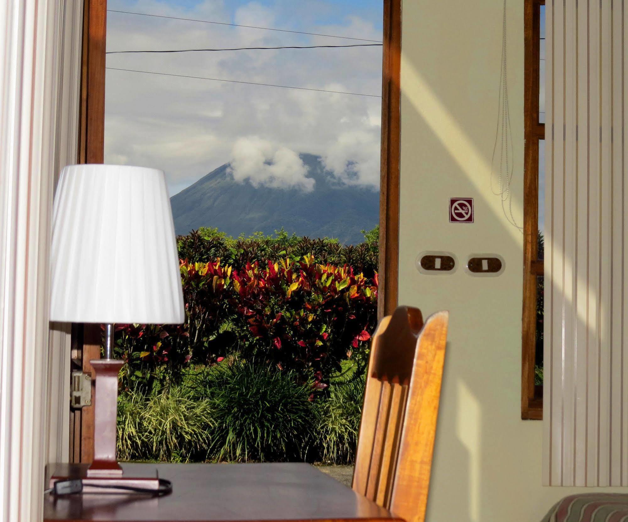 Befox Adventure Hotel La Fortuna ภายนอก รูปภาพ